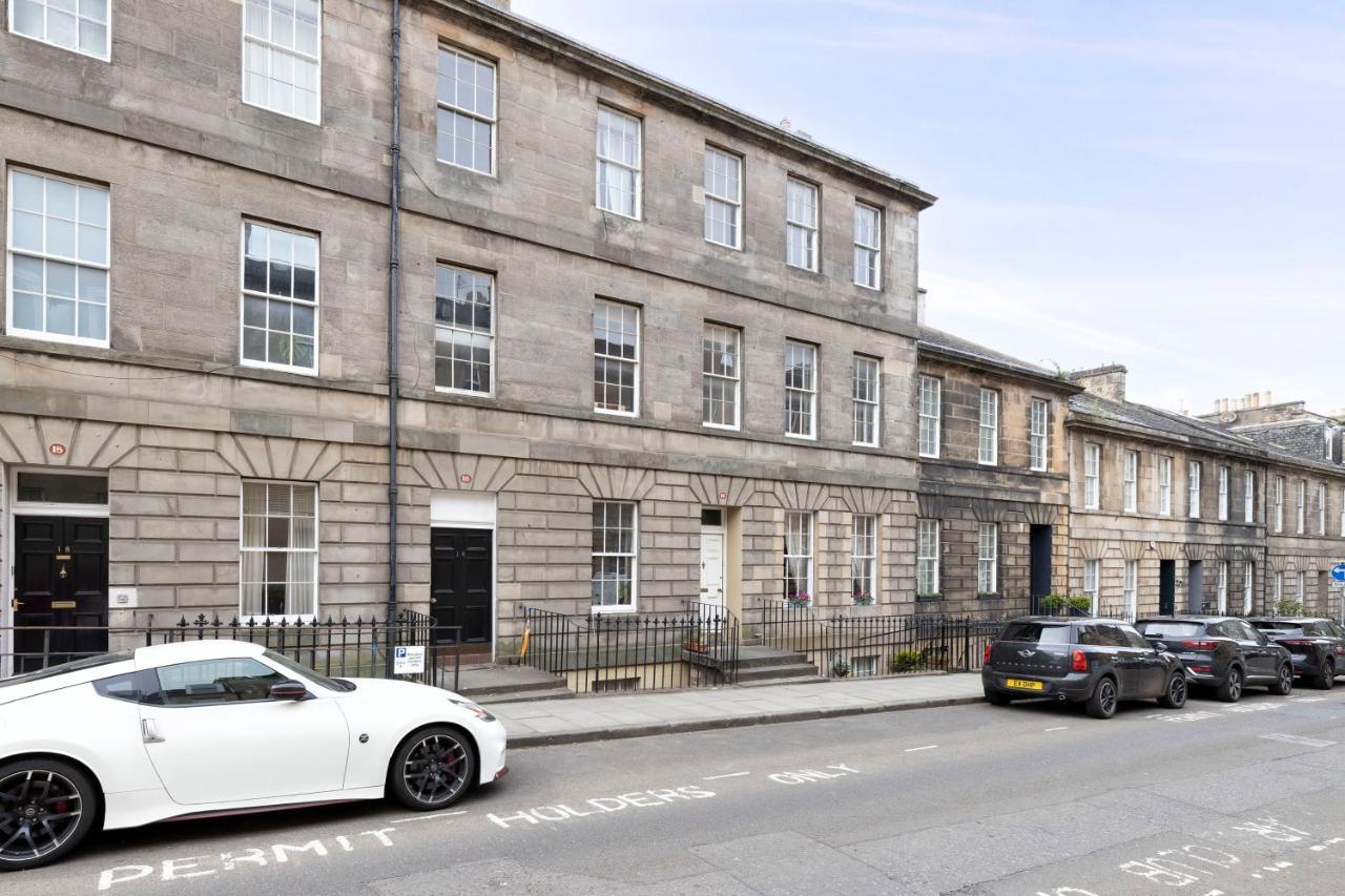 Altido Glamorous 2-Bed Flat Near Edinburgh Castle 외부 사진