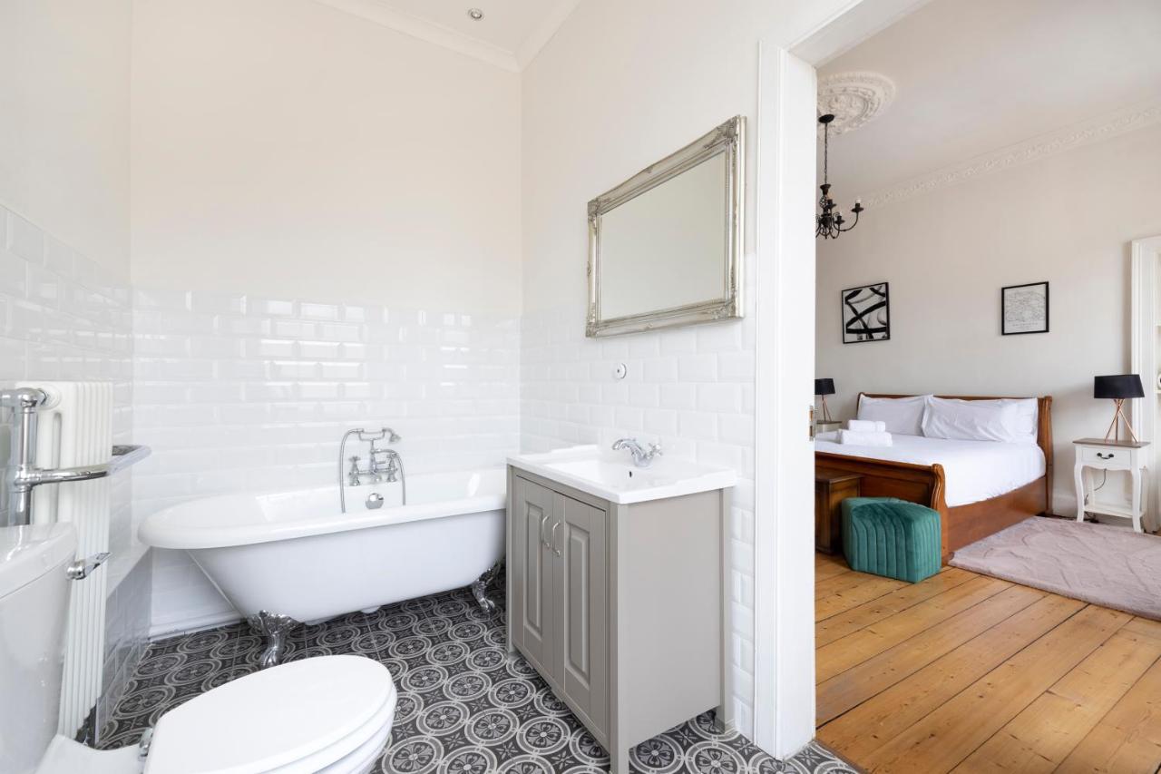 Altido Glamorous 2-Bed Flat Near Edinburgh Castle 외부 사진