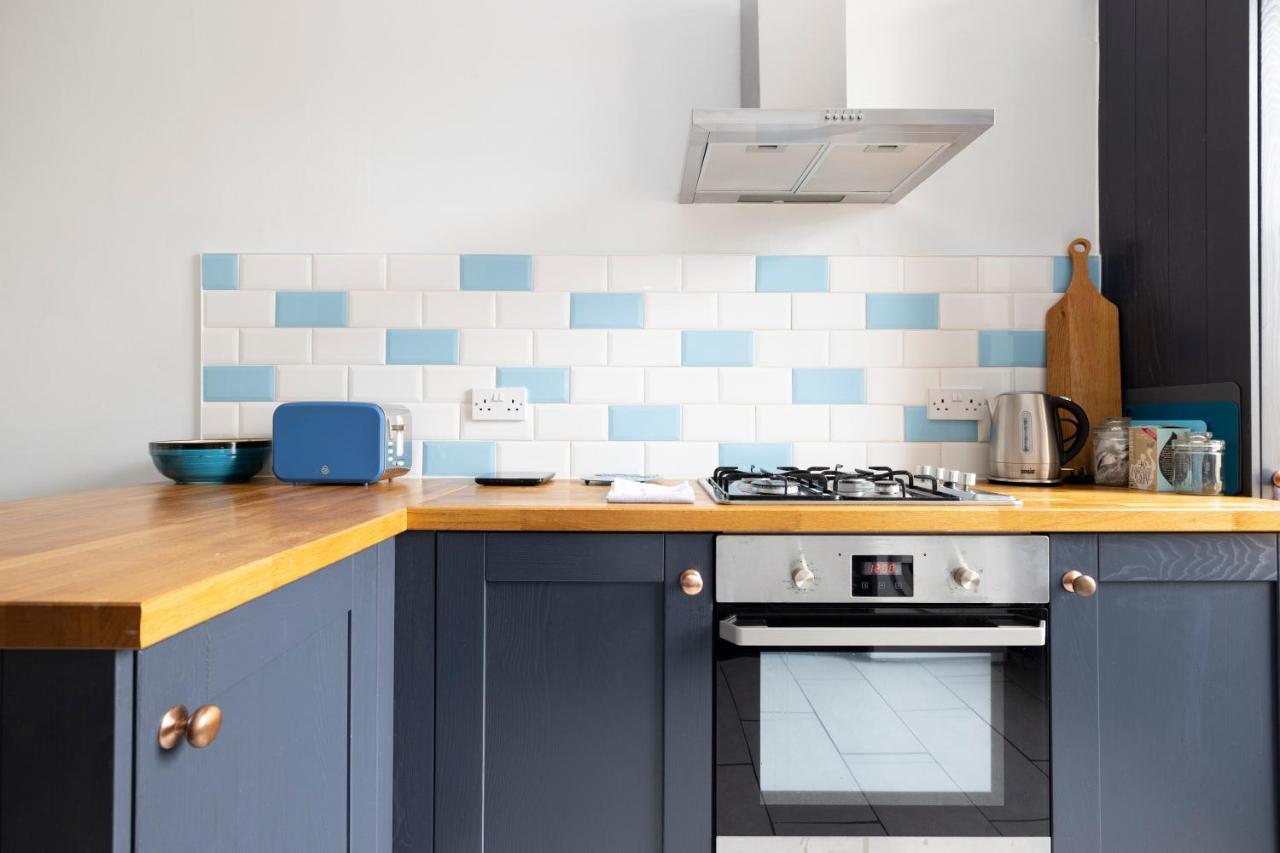 Altido Glamorous 2-Bed Flat Near Edinburgh Castle 외부 사진