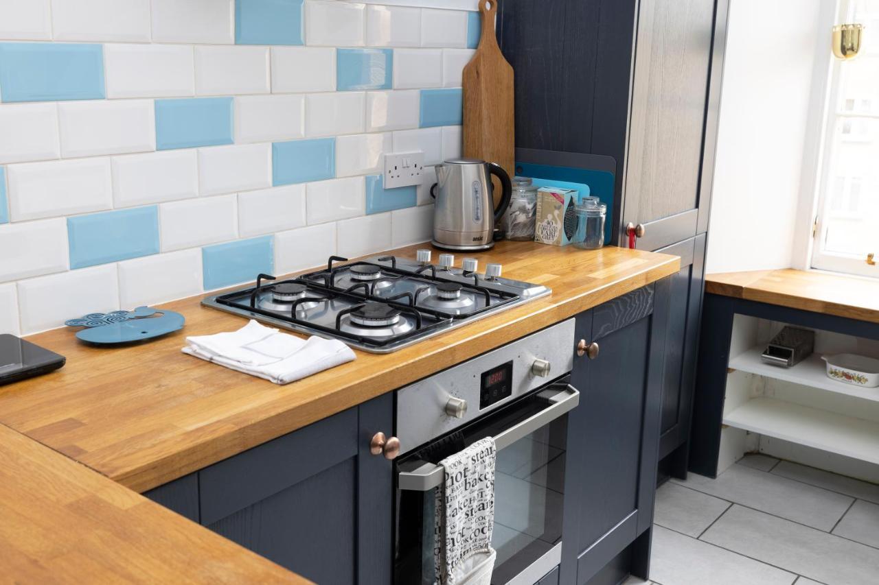 Altido Glamorous 2-Bed Flat Near Edinburgh Castle 외부 사진