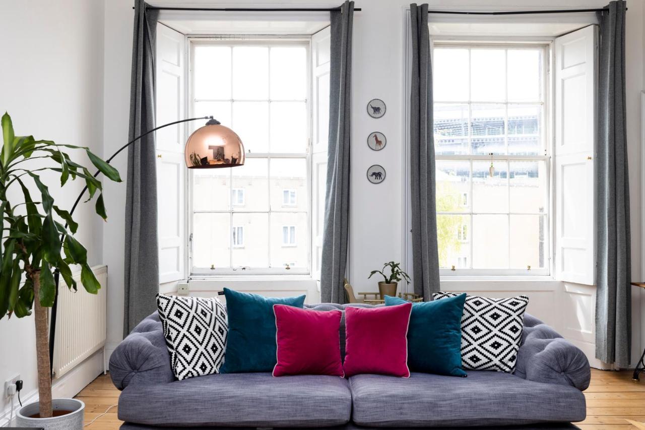 Altido Glamorous 2-Bed Flat Near Edinburgh Castle 외부 사진