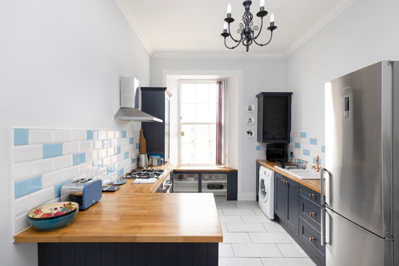 Altido Glamorous 2-Bed Flat Near Edinburgh Castle 외부 사진