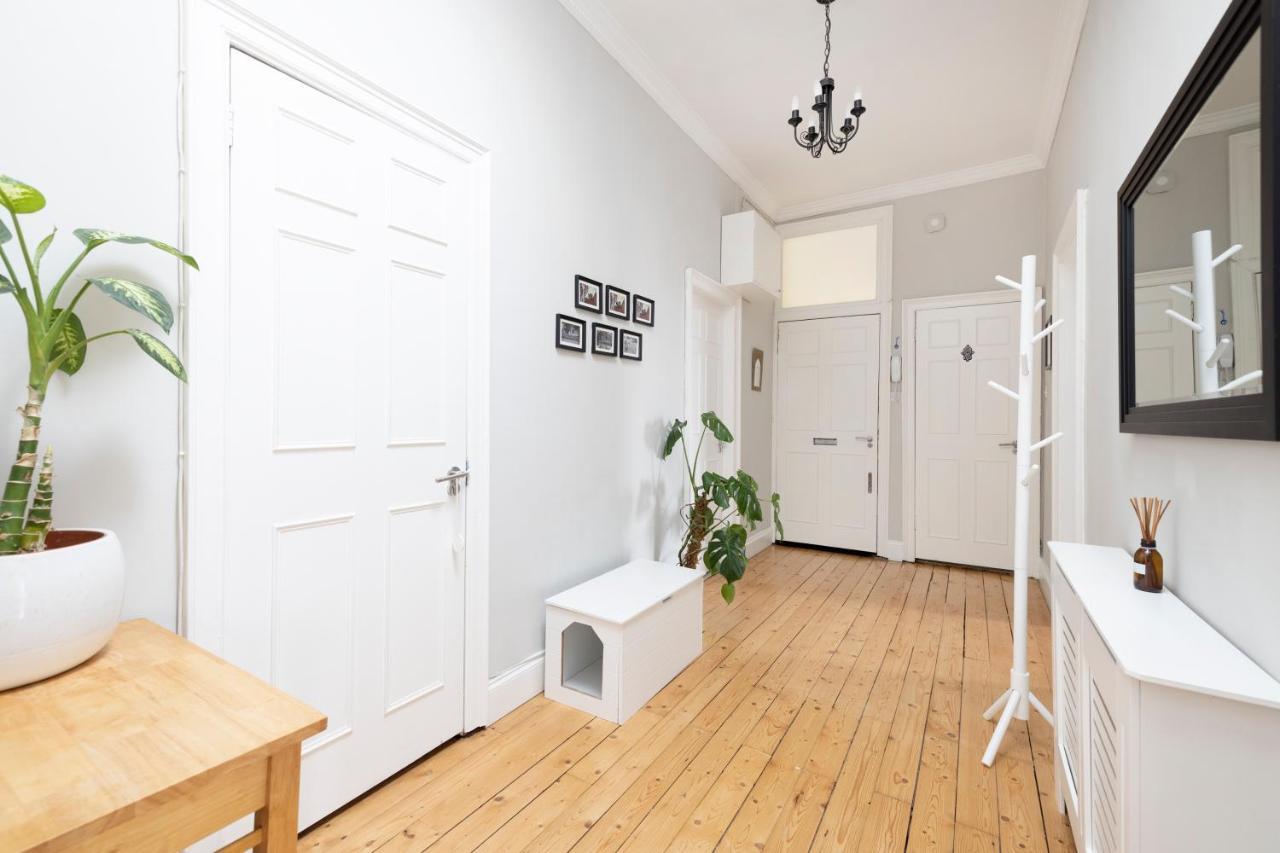 Altido Glamorous 2-Bed Flat Near Edinburgh Castle 외부 사진
