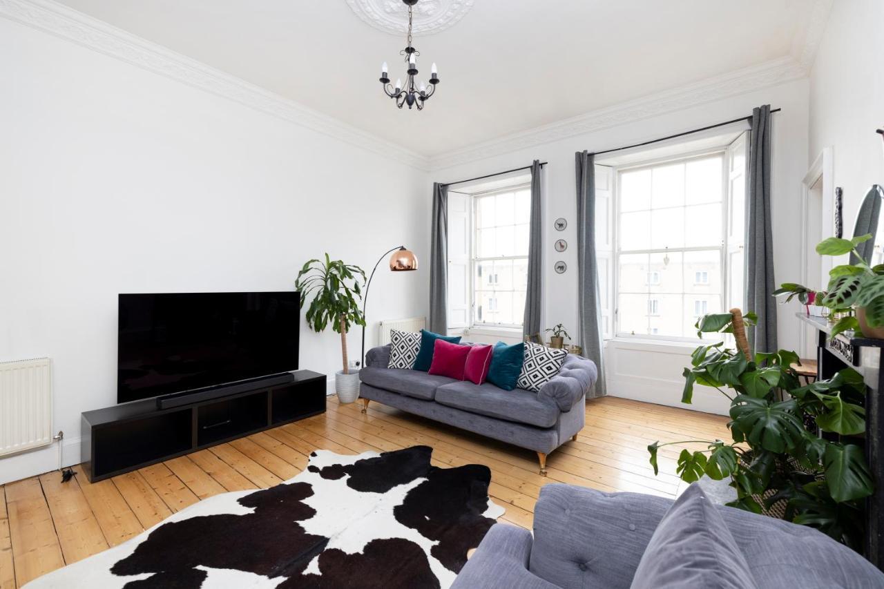 Altido Glamorous 2-Bed Flat Near Edinburgh Castle 외부 사진
